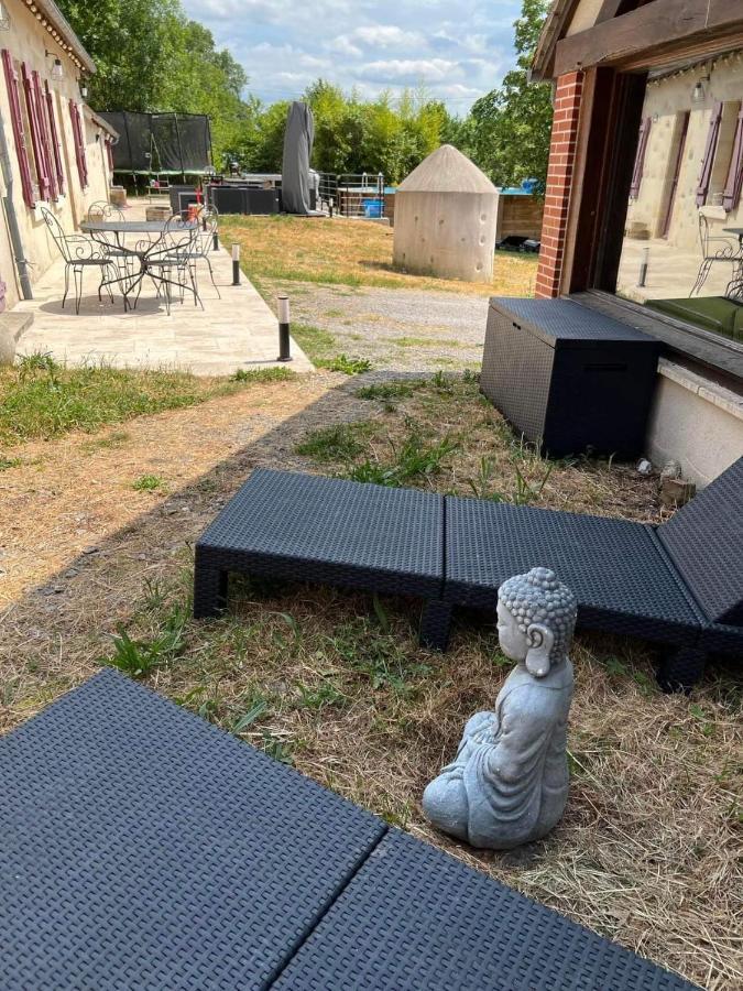 Une pause s'impose ;) Méry-sur-Cher Extérieur photo